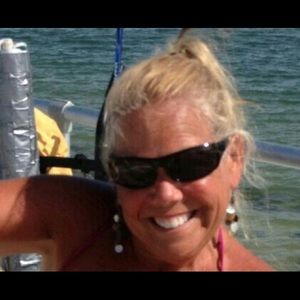 Meet your Posher, Debra